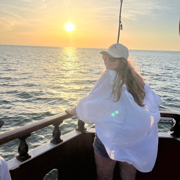 Meet your Posher, Alana - Picture 1 of 1